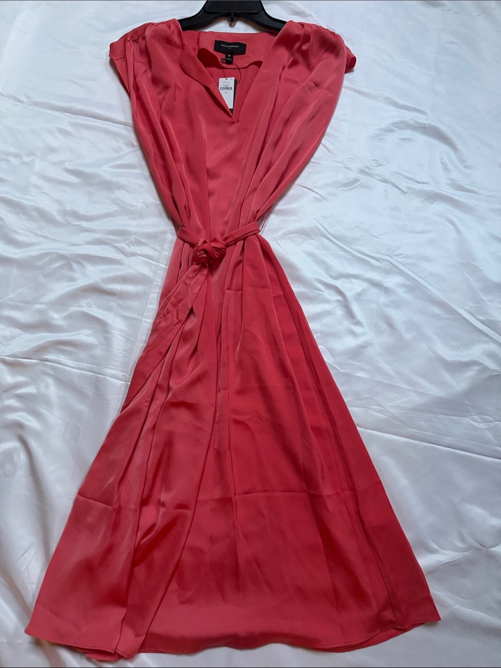 Banana Republic Coral V-Neck Midi Dress